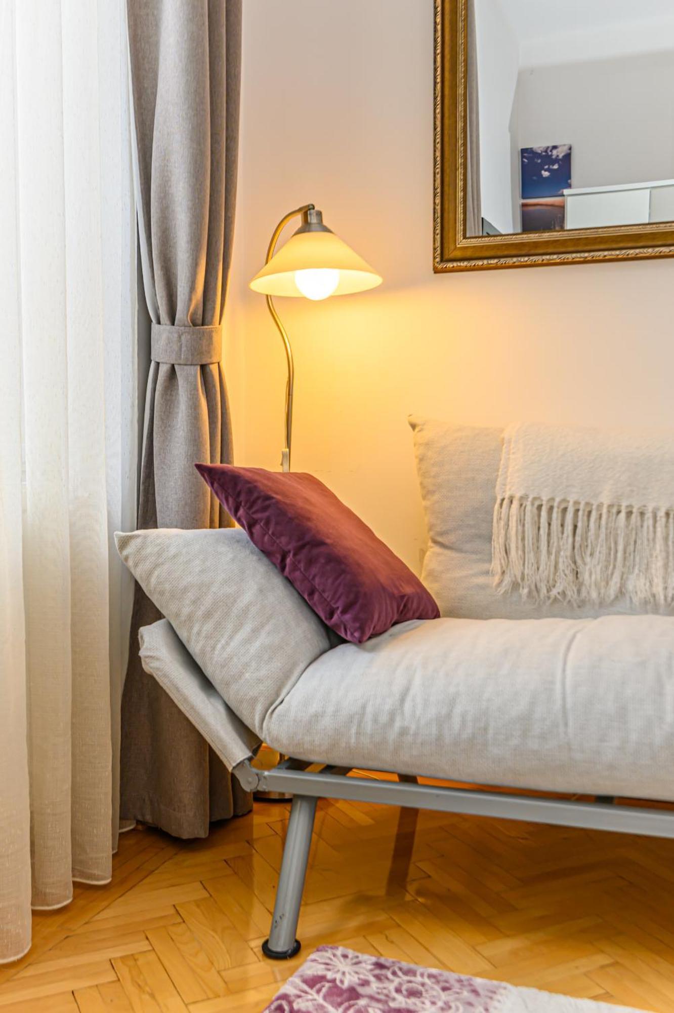 Ferienwohnung Brasov Centrul Vechi - 67Sqm - 2Min To Counsel Square Exterior foto