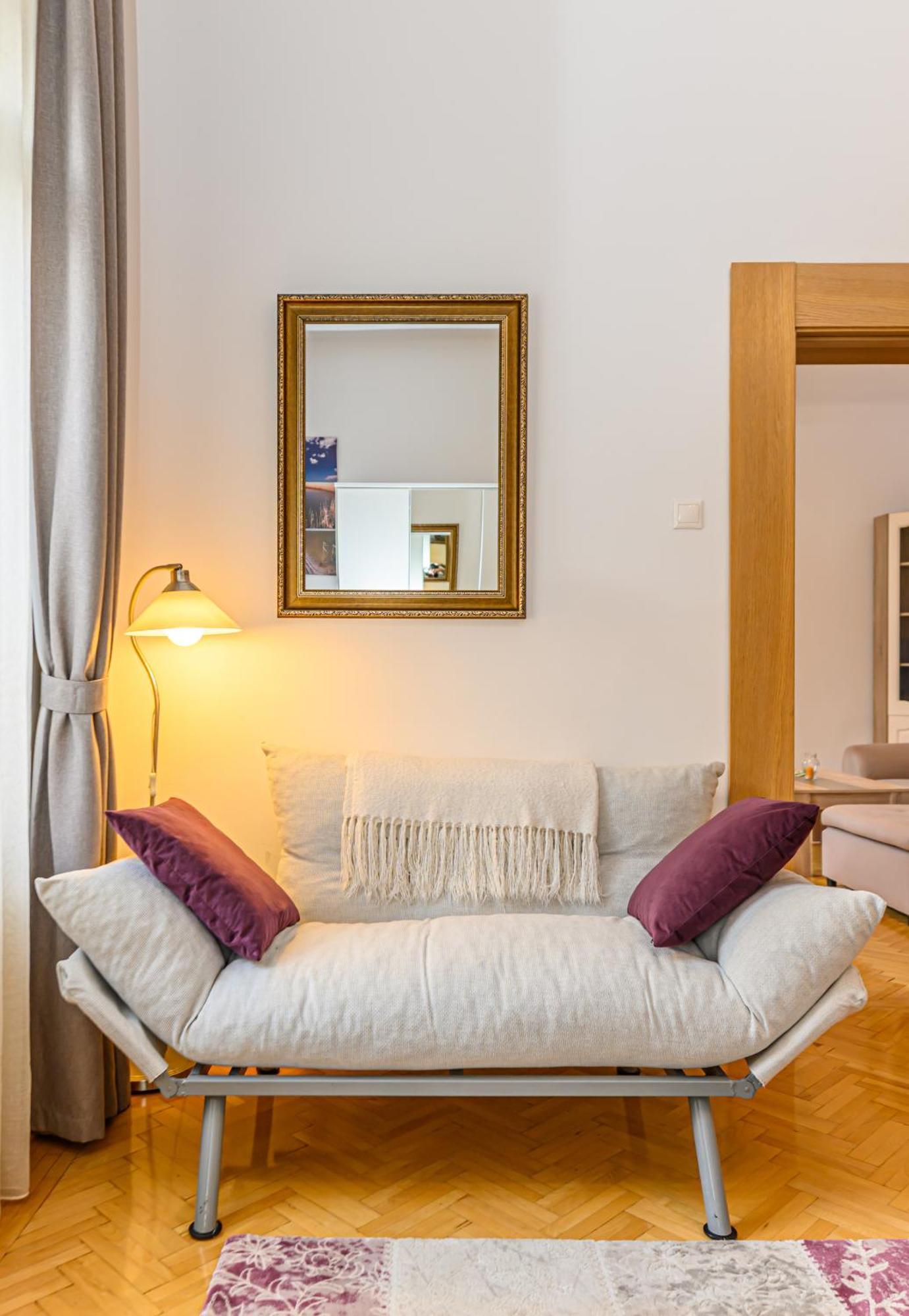 Ferienwohnung Brasov Centrul Vechi - 67Sqm - 2Min To Counsel Square Exterior foto