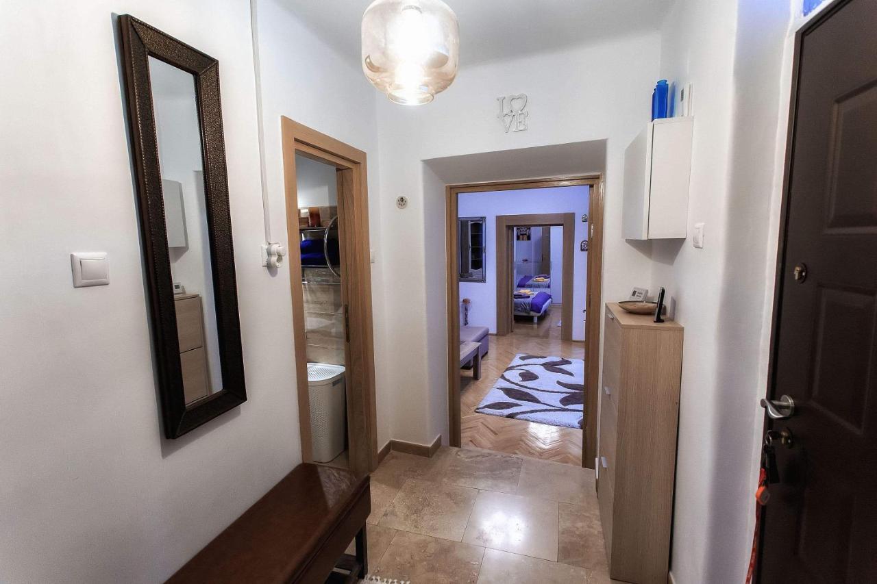 Ferienwohnung Brasov Centrul Vechi - 67Sqm - 2Min To Counsel Square Exterior foto