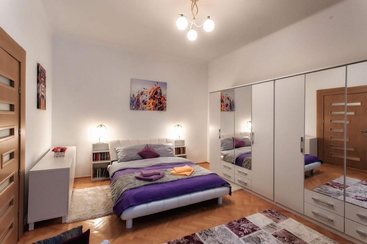 Ferienwohnung Brasov Centrul Vechi - 67Sqm - 2Min To Counsel Square Exterior foto