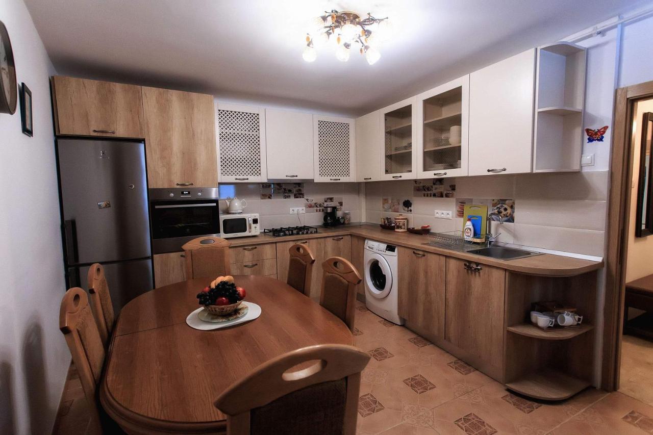 Ferienwohnung Brasov Centrul Vechi - 67Sqm - 2Min To Counsel Square Exterior foto
